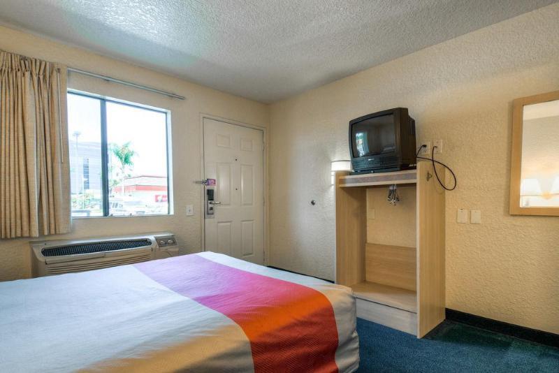 Motel 6-Anaheim, Ca - Buena Park Екстериор снимка